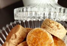 Biskuit Kacang by Malasari Kitari