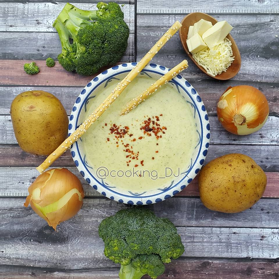 Broccoli and Cheese Potato Cream Soup by Kania Darama Joenoes