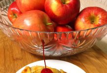 Apple Pie ala Funny's Kitchen by Fani Valenzuela
