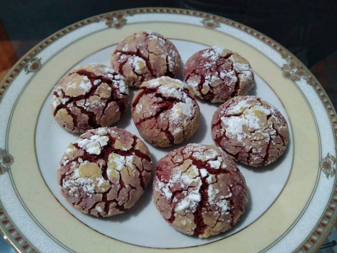 Redvelvet Crinkle Cookies by Melati Putri 1