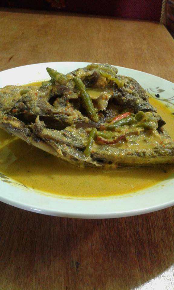 Gulai Kepala Ikan by Keira Eve Hutagaol Gulai Kepala Ikan by Keira Eve Hutagaol