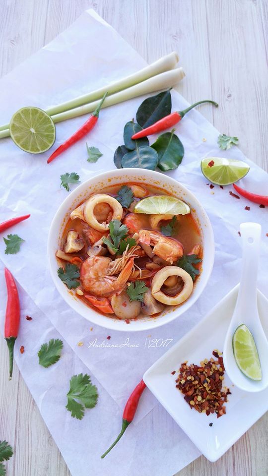 Tomyam Seafood Jamur by Andriana Irma