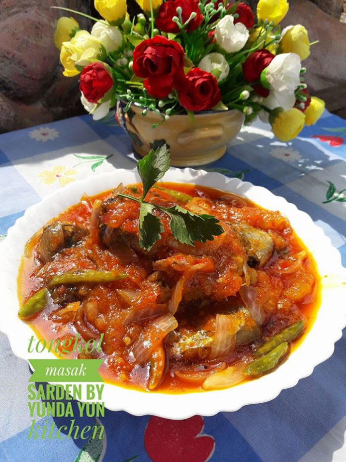 Tongkol Masak Sarden by Yunda Yun Tongkol Masak Sarden by Yunda Yun