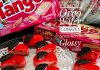 Oreo Wafer Cookies Strawberry Glossy by Tyas Yodha