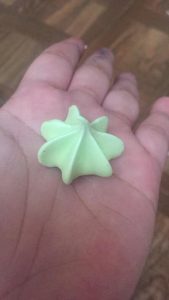 Schuimpjes (meringue cookies) by Vivi Novitasari 2