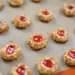 Resep dan Cara membuat Strawberry Thumbprint Cookies by Hendraacen