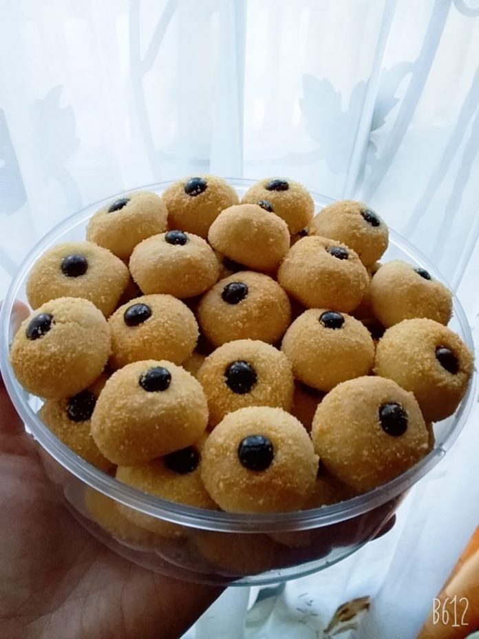 Kue janda genit by Yuli Dwi Primawati Kue janda genit by Yuli Dwi Primawati