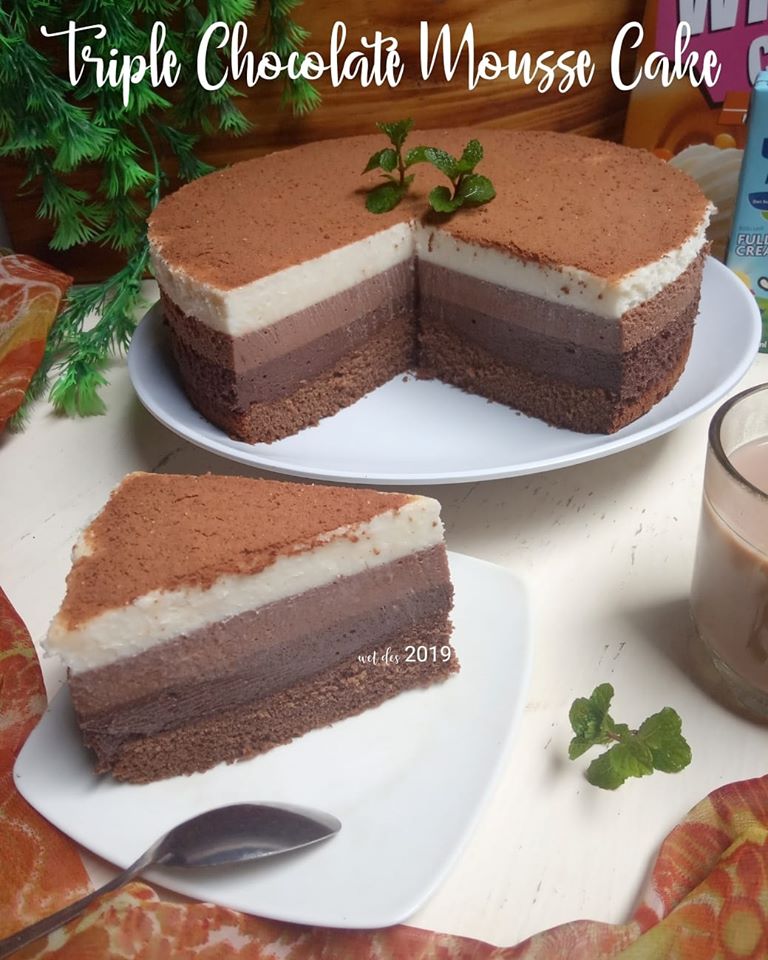 Triple Chocolate Mousse Cake by Wetma Wiza