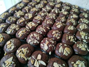 Brownies shinnycrust almond by Vebby's Kittchen 1