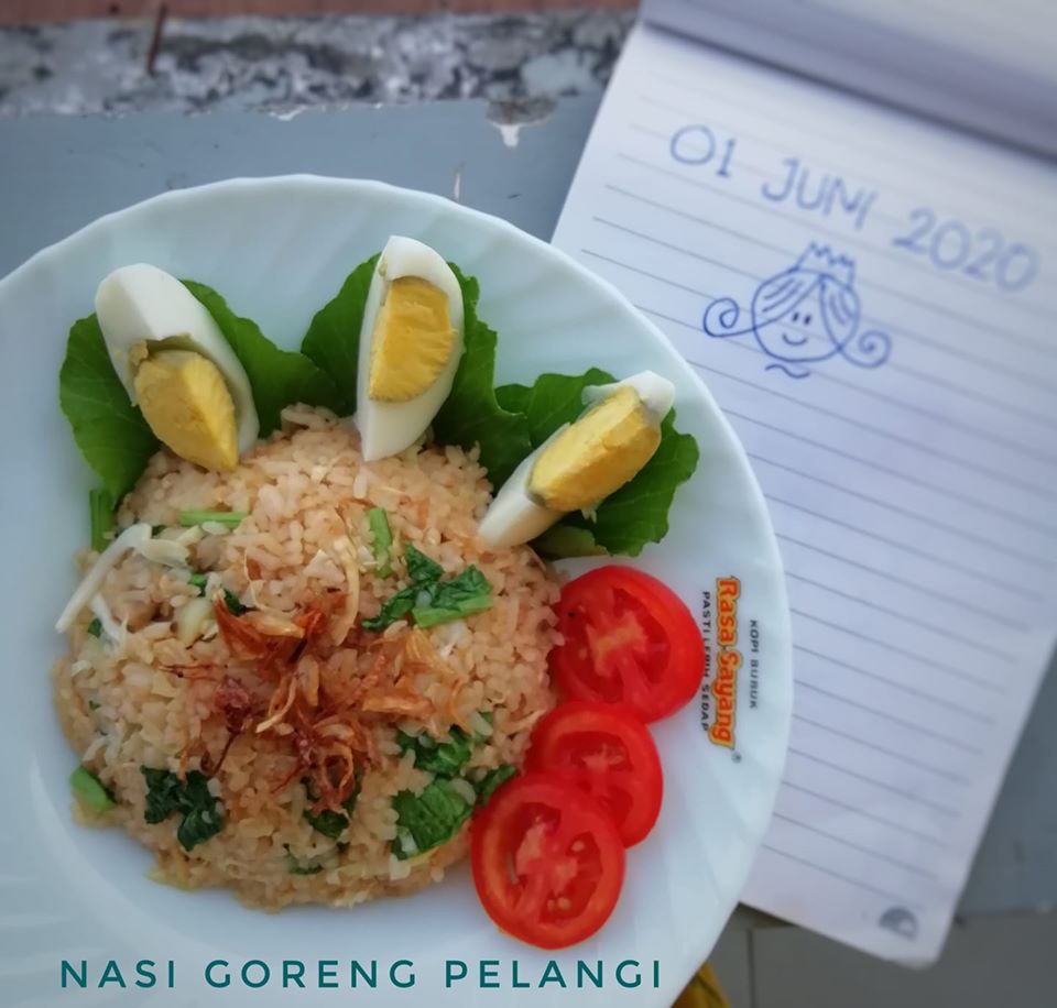 Nasi Goreng Pelangi by Uswatun Hasanah - langsungenak.com