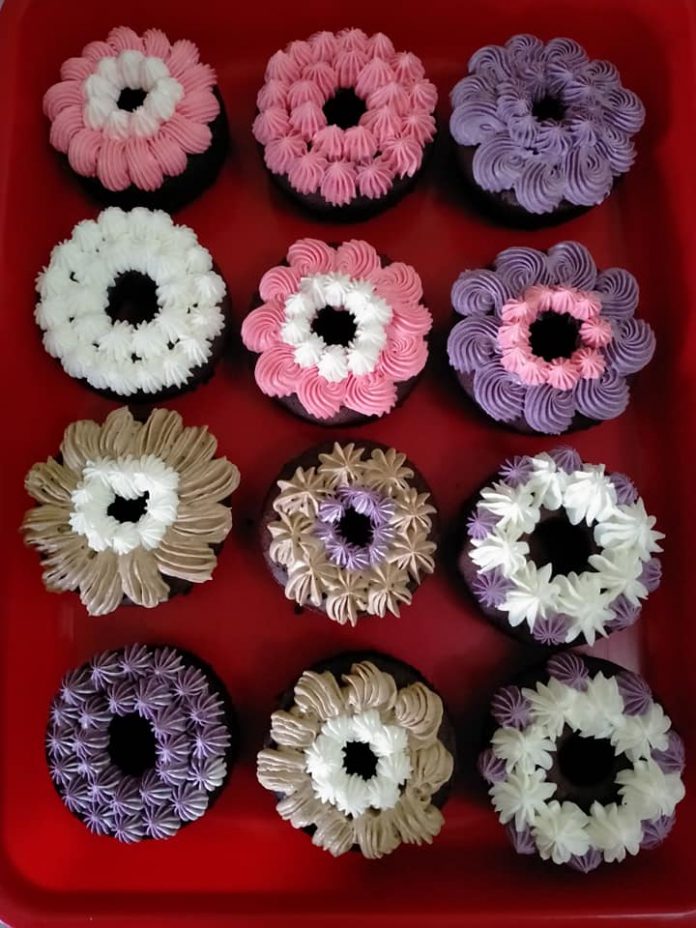 Brownies kukus (Brownies donat cantik) by Joeli Neez