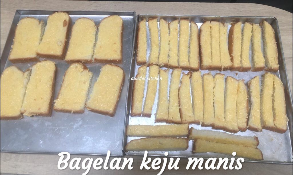 Memanfaatkan roti tawar Bagelan keju manis by Auntiec Auntiec