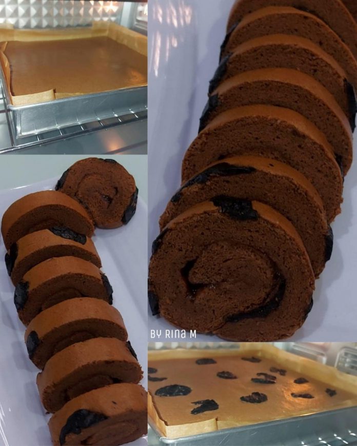 baking Coklat Roll Cake by Rina M