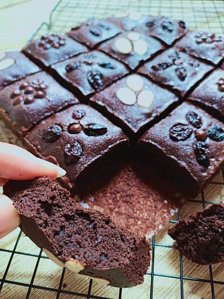 keluar shinynya BROWNIES PANGGANG by Novie Kurnia Wardani 1