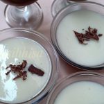 kudapan menu buka puasa Puding coklat vla vanila by Asih Hisa 2
