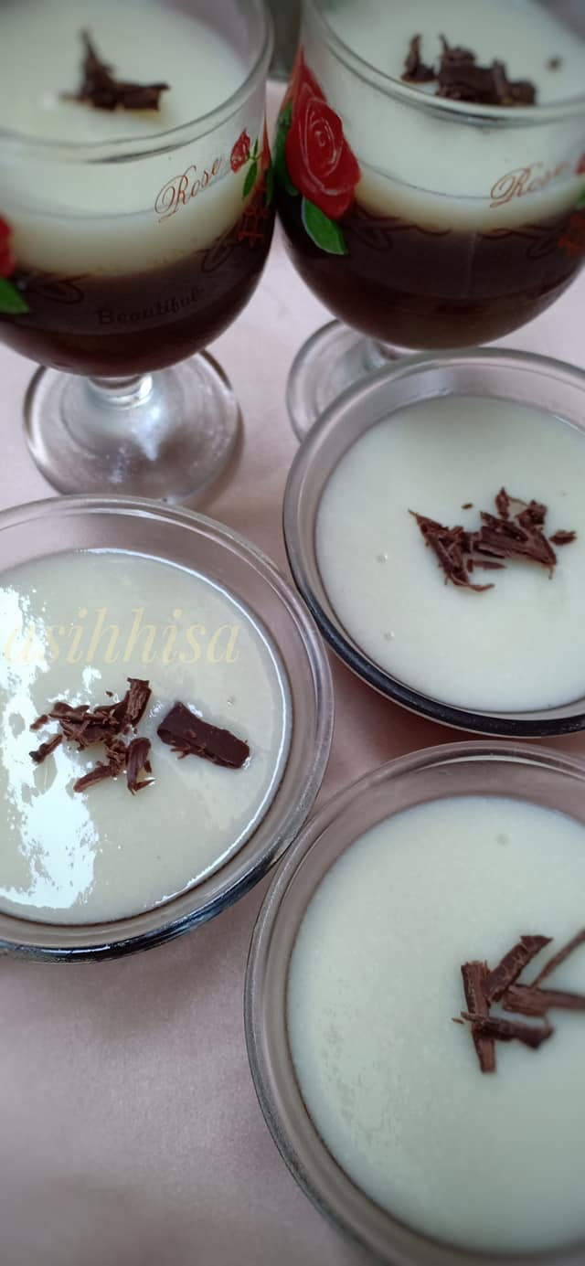 kudapan menu buka puasa Puding coklat vla vanila by Asih Hisa 2