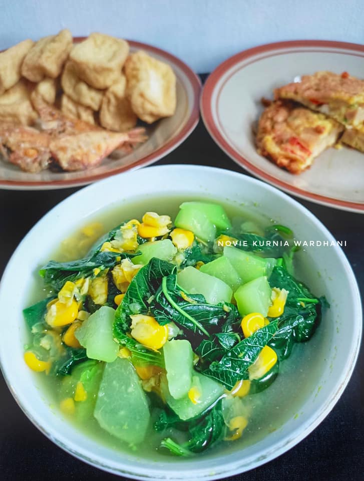 Masak apa teman-teman? by Novie Kurnia Wardani